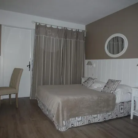 The Originals Access, Des Pins, 酒店 蒙特利马尔