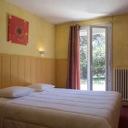 The Originals Access, Des Pins, 3* 蒙特利马尔