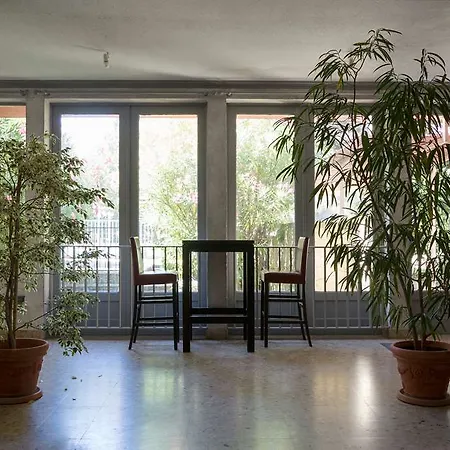 Hotel The Originals Access, Des Pins, 3*