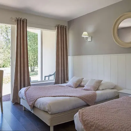 The Originals Access, Des Pins, 3*